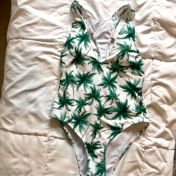 ☀️🌴ROMWE One Piece Bathing Suit - Picture 2 of 5